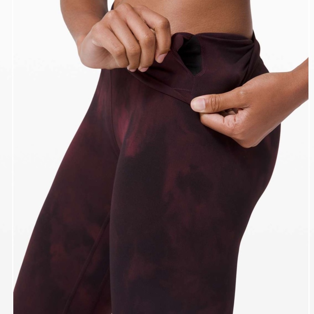 Lululemon Align 28 Diamond Dye Cassis Black size 4